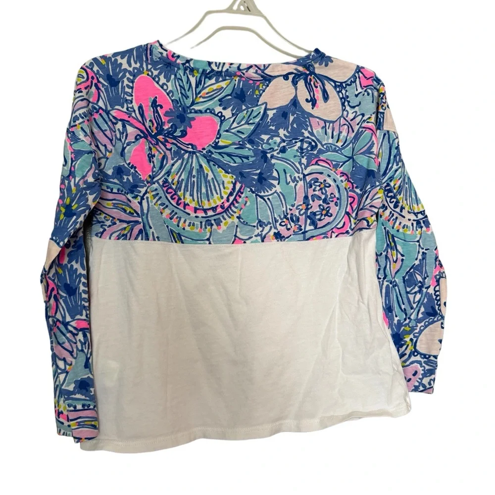 Lilly Pulitzer girls top size M 6/7‎